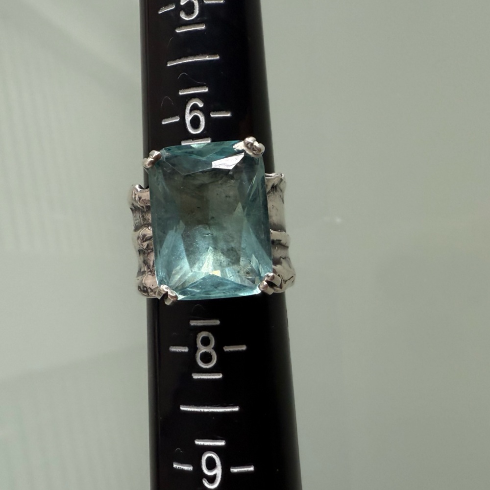 Silpada Silver ring with aquamarine-colored glass/stone - Picture 4 of 8
